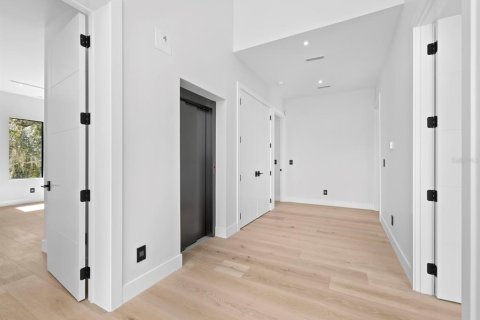Villa ou maison à vendre à Sarasota, Floride: 4 chambres, 393.07 m2 № 2425205 - photo 28