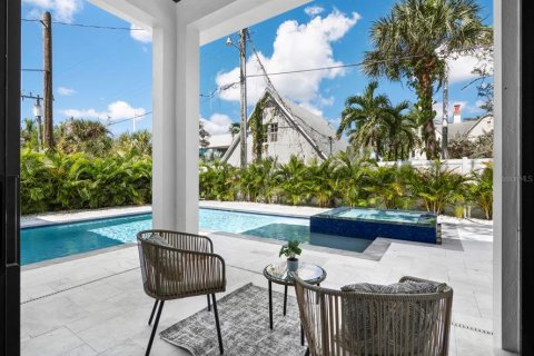 Villa ou maison à vendre à Sarasota, Floride: 4 chambres, 393.07 m2 № 2425205 - photo 19
