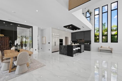 Villa ou maison à vendre à Sarasota, Floride: 4 chambres, 393.07 m2 № 2425205 - photo 3