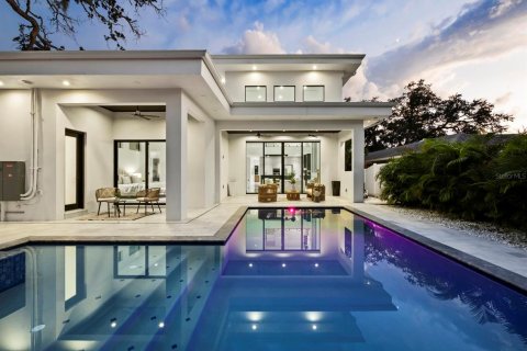 Villa ou maison à vendre à Sarasota, Floride: 4 chambres, 393.07 m2 № 2425205 - photo 9