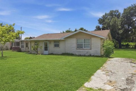 Commercial property in North Port, Florida 6 bedrooms, 259.94 sq.m. № 2215953 - photo 10