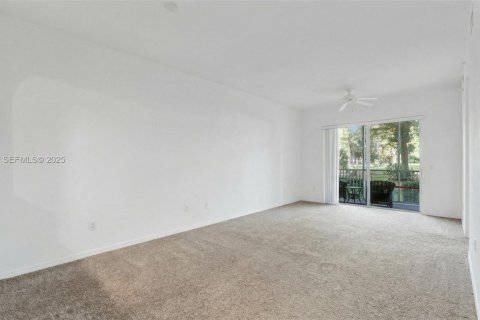 Condominio en venta en Pompano Beach, Florida, 2 dormitorios, 106.47 m2 № 2034383 - foto 9