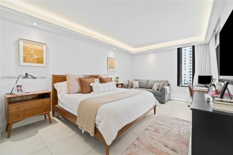 Купить кондоминиум в Майами, Флорида 2 спальни, 144.46м2, № 1982436 - фото 11