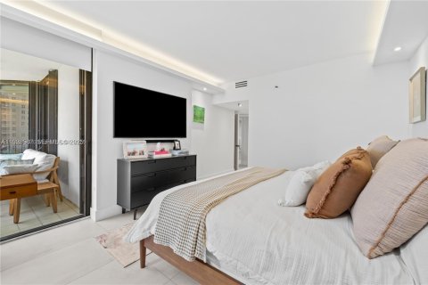 Купить кондоминиум в Майами, Флорида 2 спальни, 144.46м2, № 1982436 - фото 12