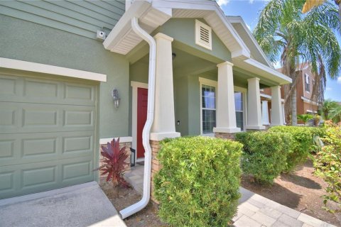 House in Plant City, Florida 4 bedrooms, 270.25 sq.m. № 1765406 - photo 8