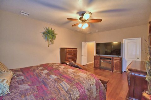 House in Plant City, Florida 4 bedrooms, 270.25 sq.m. № 1765406 - photo 30
