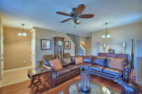 House in Plant City, Florida 4 bedrooms, 270.25 sq.m. № 1765406 - photo 13