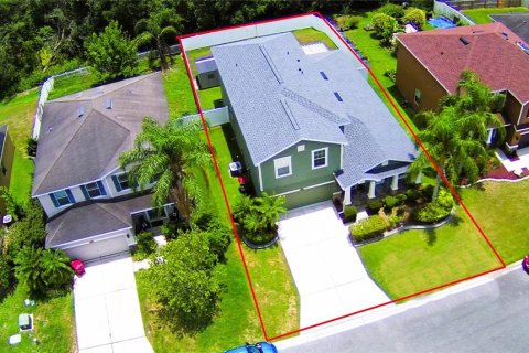 House in Plant City, Florida 4 bedrooms, 270.25 sq.m. № 1765406 - photo 1