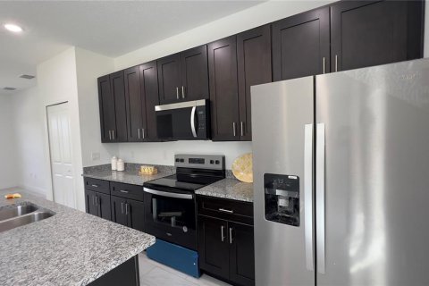 Casa en alquiler en Citrus Springs, Florida, 4 dormitorios, 146.79 m2 № 1910227 - foto 11