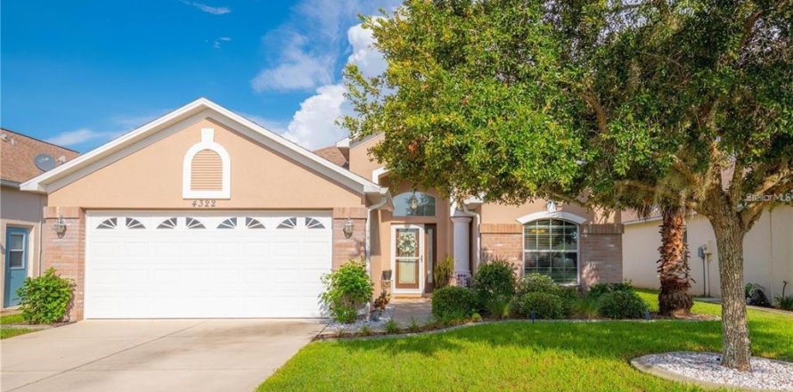 Villa ou maison à Spring Hill, Floride 3 chambres, 153.1 m2 № 2419854