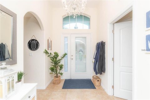 Villa ou maison à louer à Spring Hill, Floride: 3 chambres, 153.1 m2 № 2419854 - photo 3