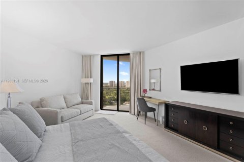 Condo in Aventura, Florida, 2 bedrooms  № 2081001 - photo 17