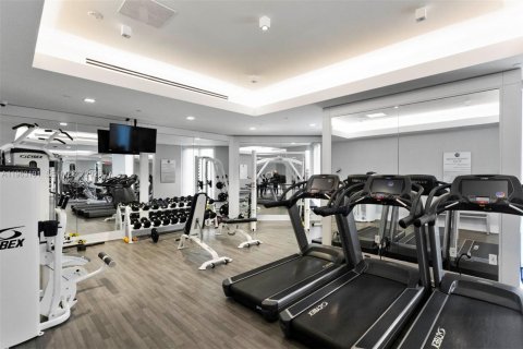 Condo in Aventura, Florida, 2 bedrooms  № 2081001 - photo 28