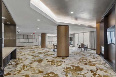Condo in Aventura, Florida, 2 bedrooms  № 2081001 - photo 29