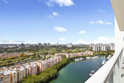 Condo in Aventura, Florida, 2 bedrooms  № 2081001 - photo 22