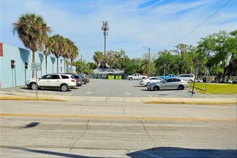 Propiedad comercial en venta en DeLand, Florida, 336.21 m2 № 1107537 - foto 24