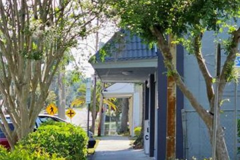 Propiedad comercial en venta en DeLand, Florida, 336.21 m2 № 1107537 - foto 3