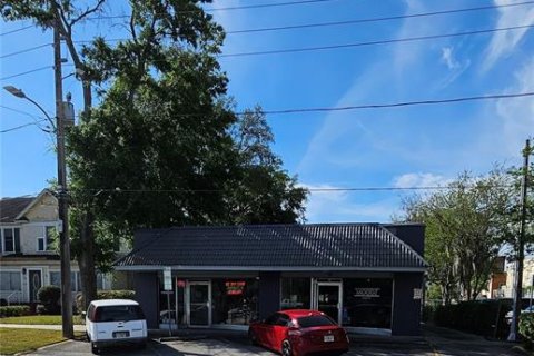 Propiedad comercial en venta en DeLand, Florida, 336.21 m2 № 1107537 - foto 1