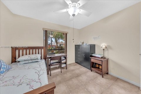 Casa en venta en Davie, Florida, 3 dormitorios, 183.2 m2 № 2056552 - foto 20