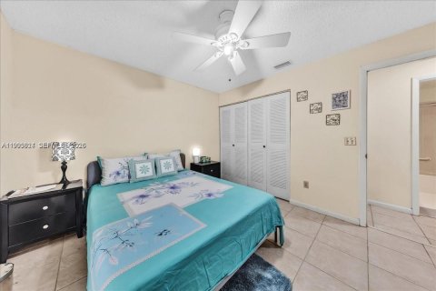 Casa en venta en Davie, Florida, 3 dormitorios, 183.2 m2 № 2056552 - foto 24