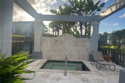 Copropriété à louer à Pembroke Pines, Floride: 2 chambres, 101.36 m2 № 1992034 - photo 4