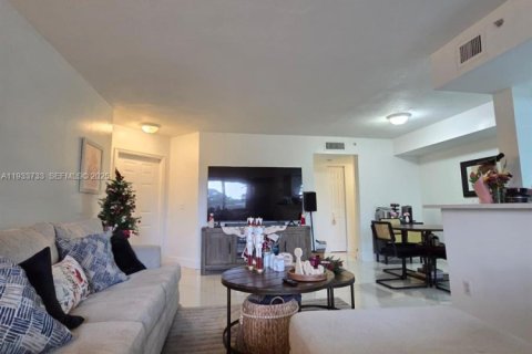 Copropriété à louer à Pembroke Pines, Floride: 2 chambres, 101.36 m2 № 1992034 - photo 14