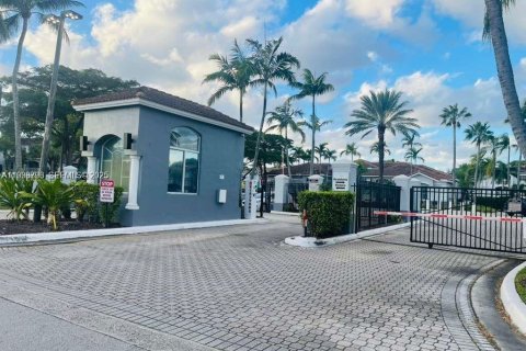 Copropriété à louer à Pembroke Pines, Floride: 2 chambres, 101.36 m2 № 1992034 - photo 7