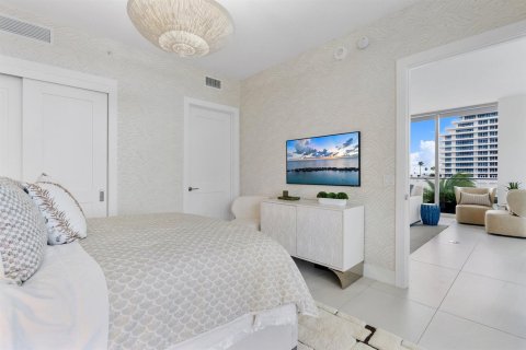 Condo in Fort Lauderdale, Florida, 3 bedrooms  № 2426051 - photo 25