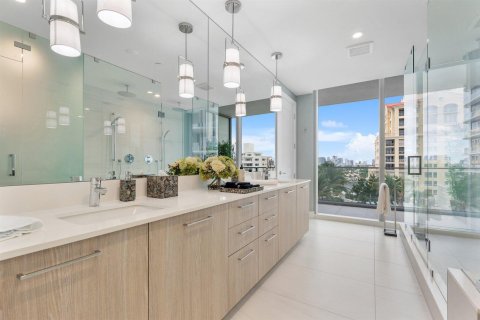 Condo in Fort Lauderdale, Florida, 3 bedrooms  № 2426051 - photo 23