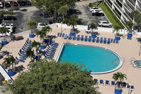 Condominio en alquiler en Aventura, Florida, 2 dormitorios, 94.95 m2 № 1928062 - foto 7