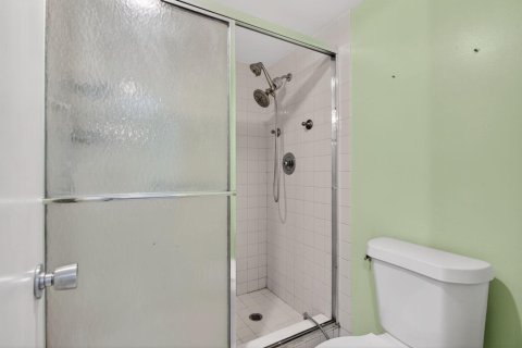 Condo in Pompano Beach, Florida, 3 bedrooms  № 2182820 - photo 18
