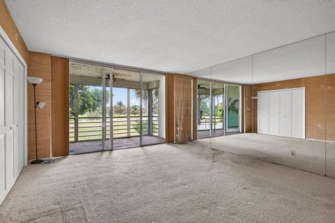 Condo in Pompano Beach, Florida, 3 bedrooms  № 2182820 - photo 10