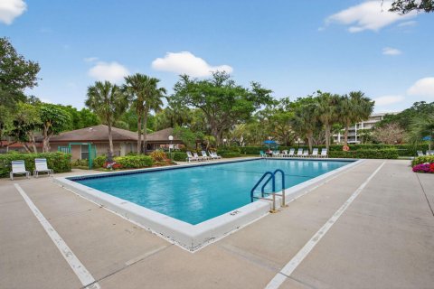 Condo in Pompano Beach, Florida, 3 bedrooms  № 2182820 - photo 29