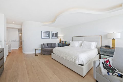 Купить кондоминиум в Бэл-Харбор, Флорида 2 спальни, 200.67м2, № 2057396 - фото 21