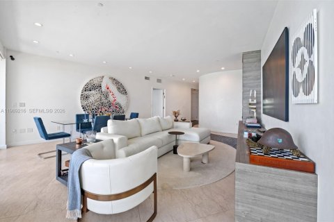 Купить кондоминиум в Бэл-Харбор, Флорида 2 спальни, 200.67м2, № 2057396 - фото 5