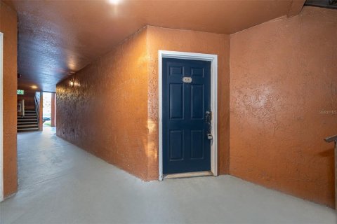 Condo in Orlando, Florida, 1 bedroom  № 1832054 - photo 3