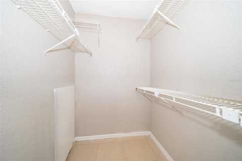 Condo in Orlando, Florida, 1 bedroom  № 1832054 - photo 16
