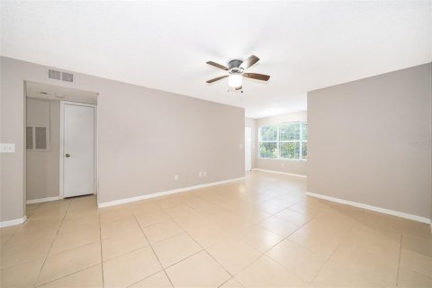 Condo in Orlando, Florida, 1 bedroom  № 1832054 - photo 4