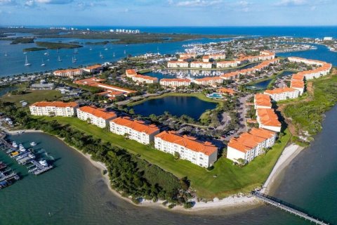 Condo in St. Lucie, Florida, 2 bedrooms  № 2270285