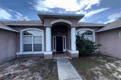 Villa ou maison à vendre à Spring Hill, Floride: 4 chambres, 193.24 m2 № 2225819 - photo 2