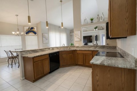 Villa ou maison à vendre à Spring Hill, Floride: 4 chambres, 193.24 m2 № 2225819 - photo 14