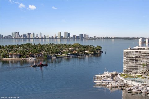 Condo in Miami Beach, Florida, 1 bedroom  № 1993370 - photo 7