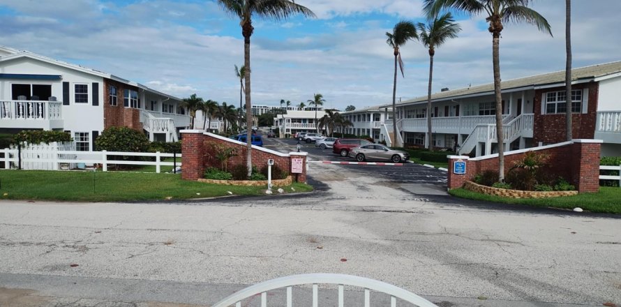 Condo in Ocean Ridge, Florida, 2 bedrooms  № 1226779