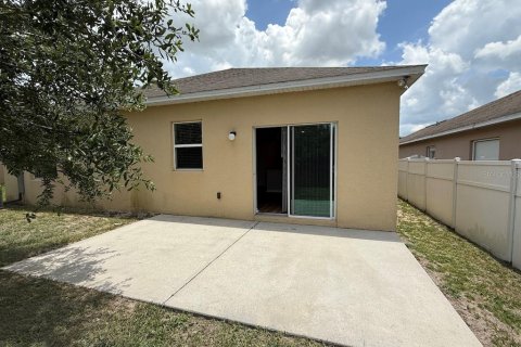 House in Winter Haven, Florida 3 bedrooms, 135.64 sq.m. № 1803836 - photo 22