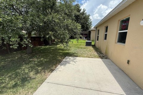 House in Winter Haven, Florida 3 bedrooms, 135.64 sq.m. № 1803836 - photo 23