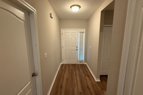 House in Winter Haven, Florida 3 bedrooms, 135.64 sq.m. № 1803836 - photo 2