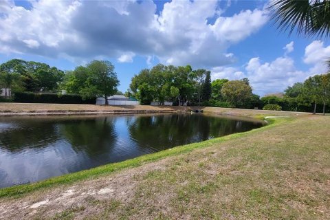 Condo in Clearwater, Florida, 2 bedrooms  № 2157888 - photo 2
