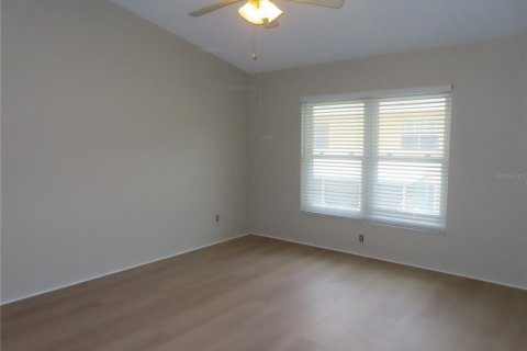 Condo in Clearwater, Florida, 2 bedrooms  № 2157888 - photo 12