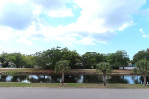 Condo in Clearwater, Florida, 2 bedrooms  № 2157888 - photo 5