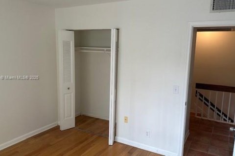 Condo in Miami, Florida, 2 bedrooms  № 1890816 - photo 8